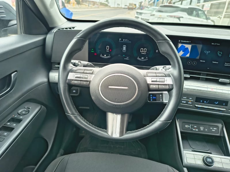 Hyundai Kona 2025 - Imagen 15 de 20