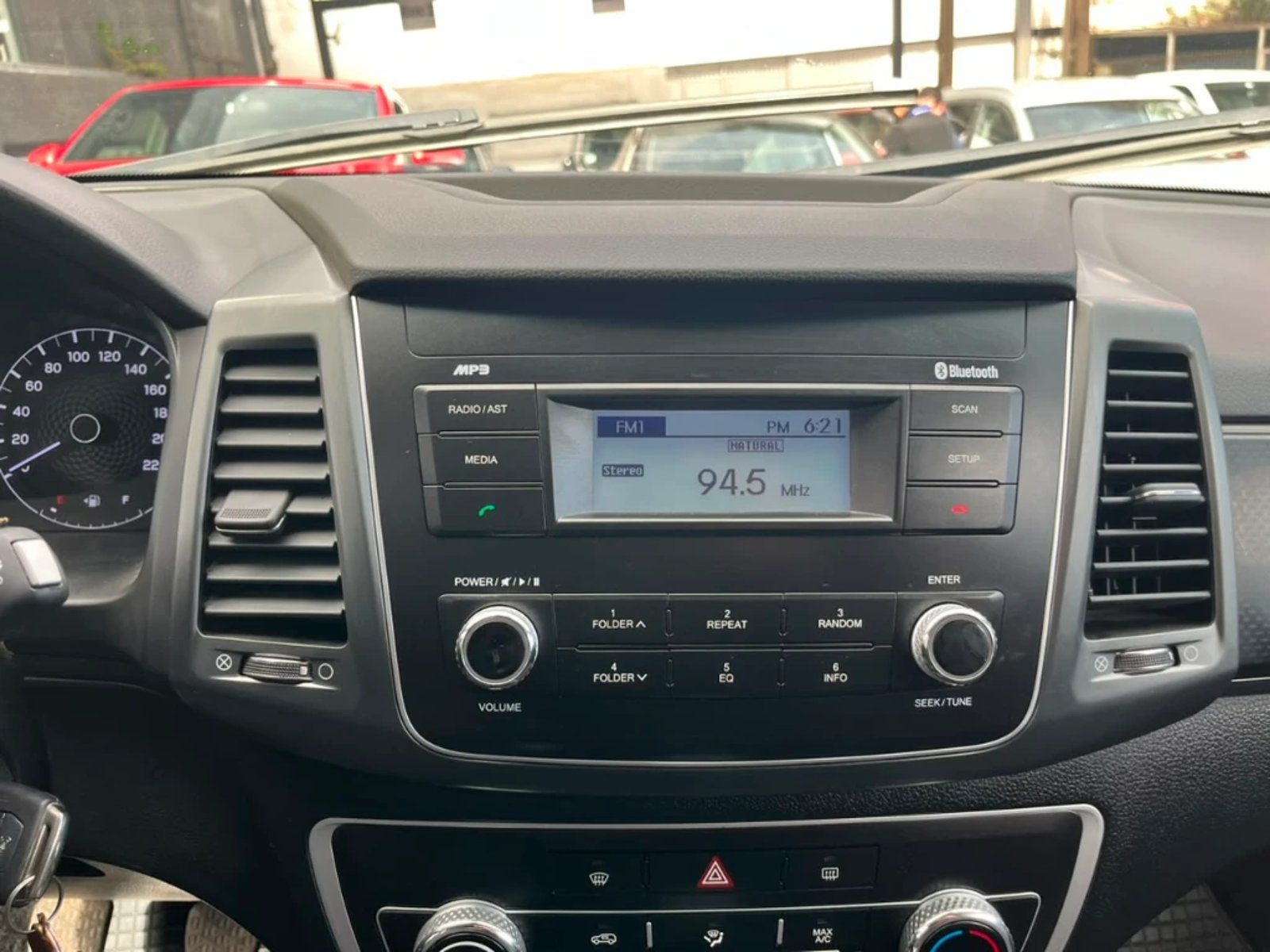 SsangYong Musso 2024 - Imagen 11 de 18