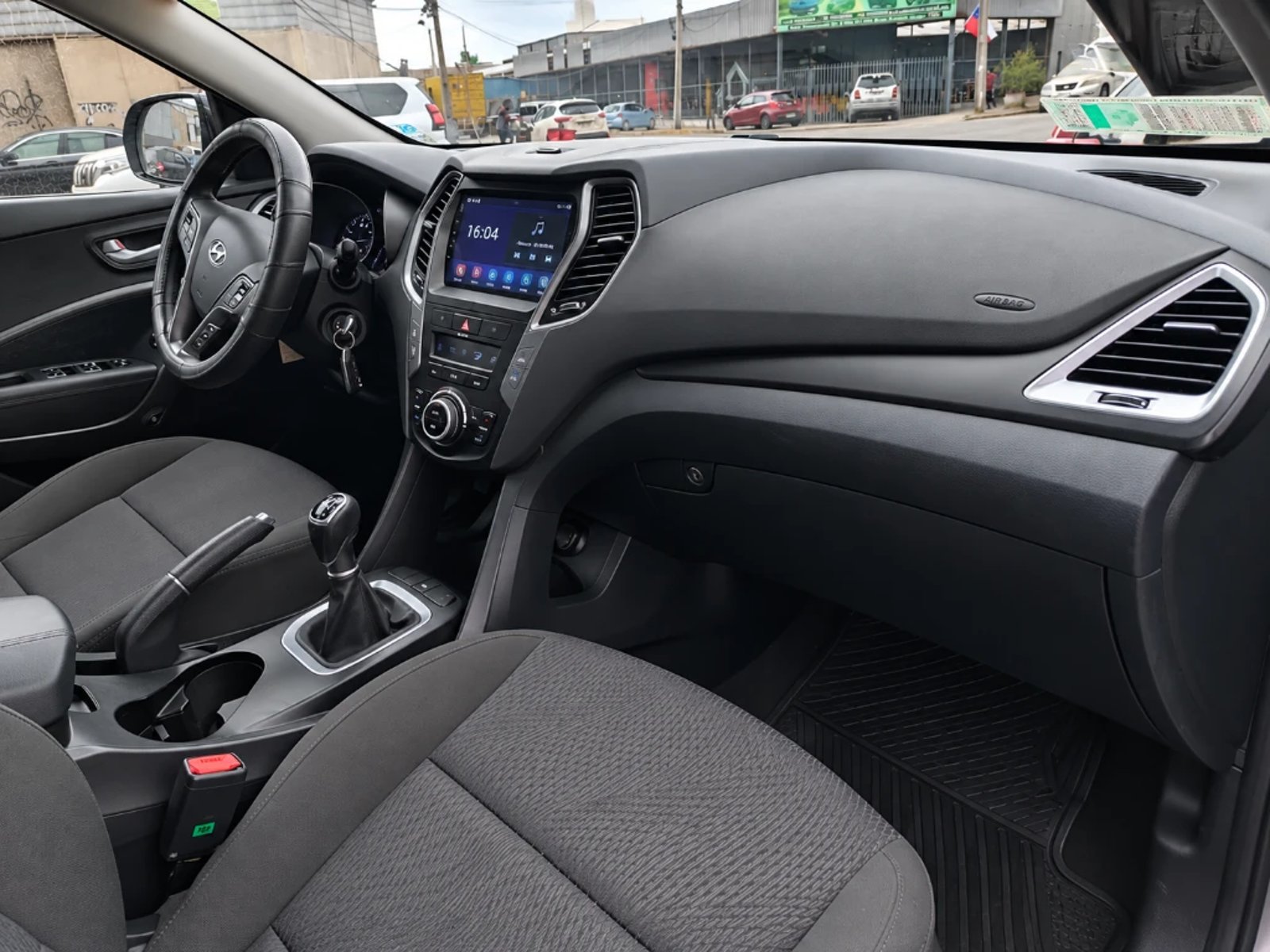 Hyundai Santa fe 2017 - Imagen 17 de 20