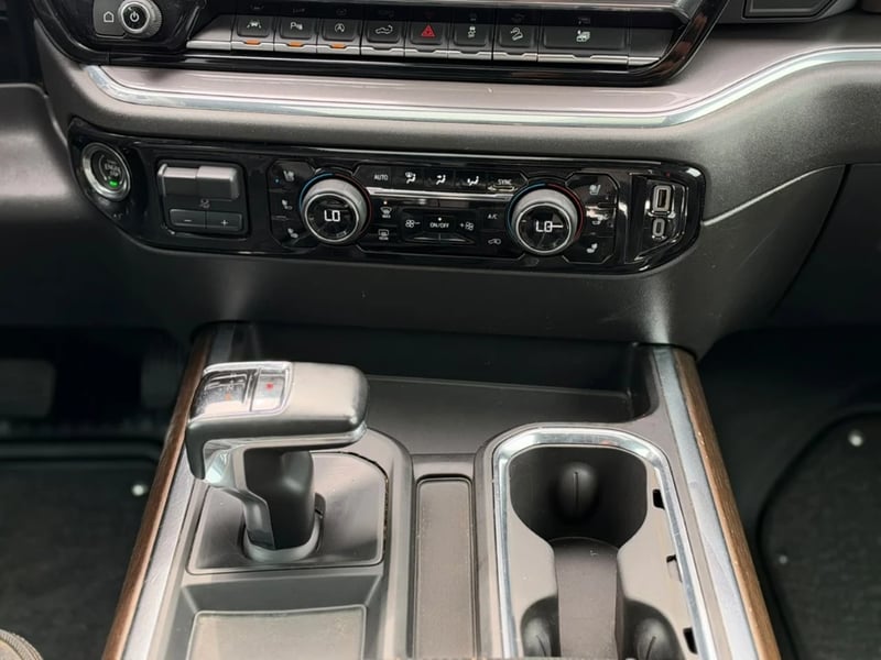 Chevrolet Silverado 2024 - Imagen 17 de 20