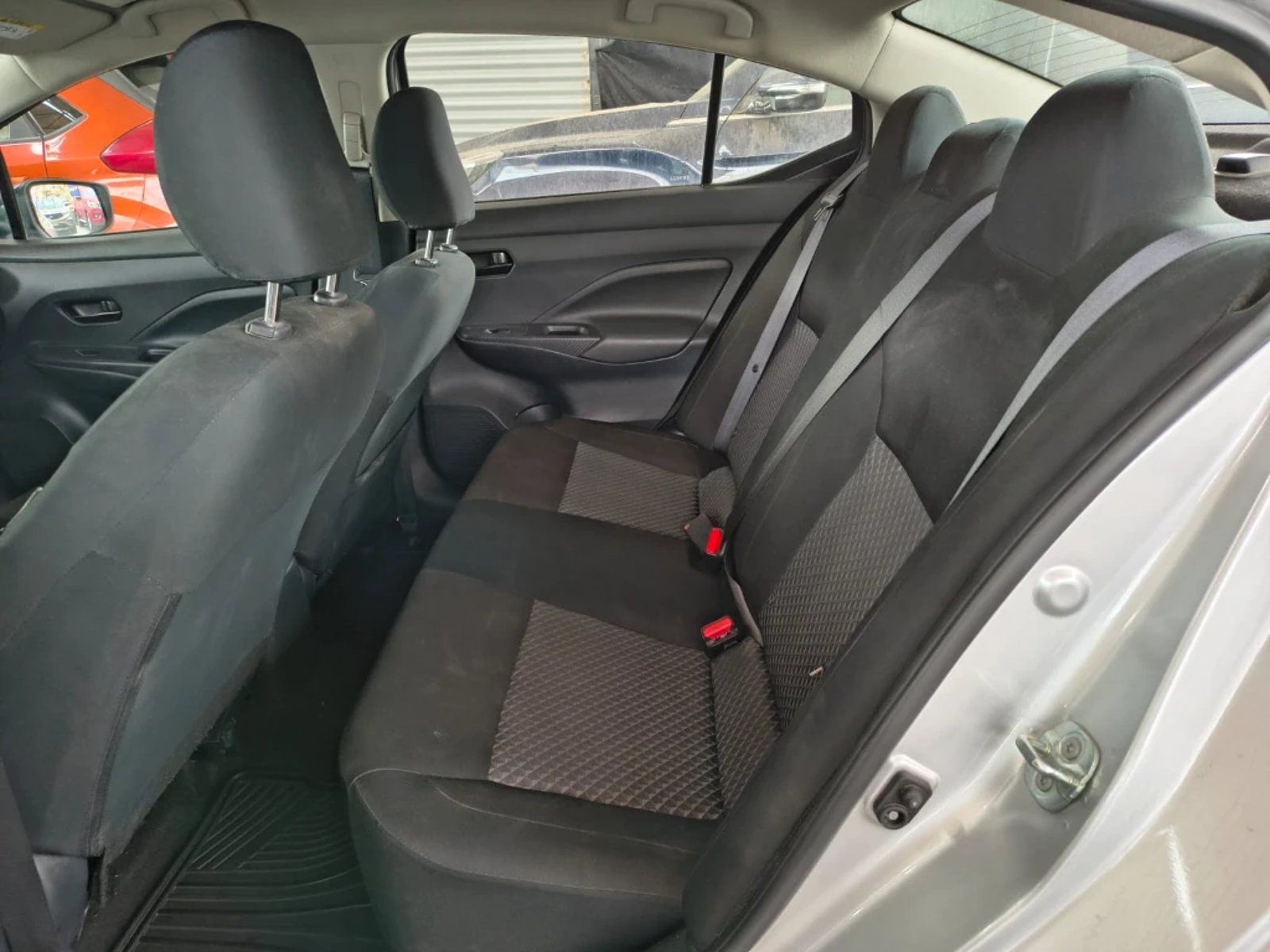 Nissan Versa 2025 - Imagen 20 de 20