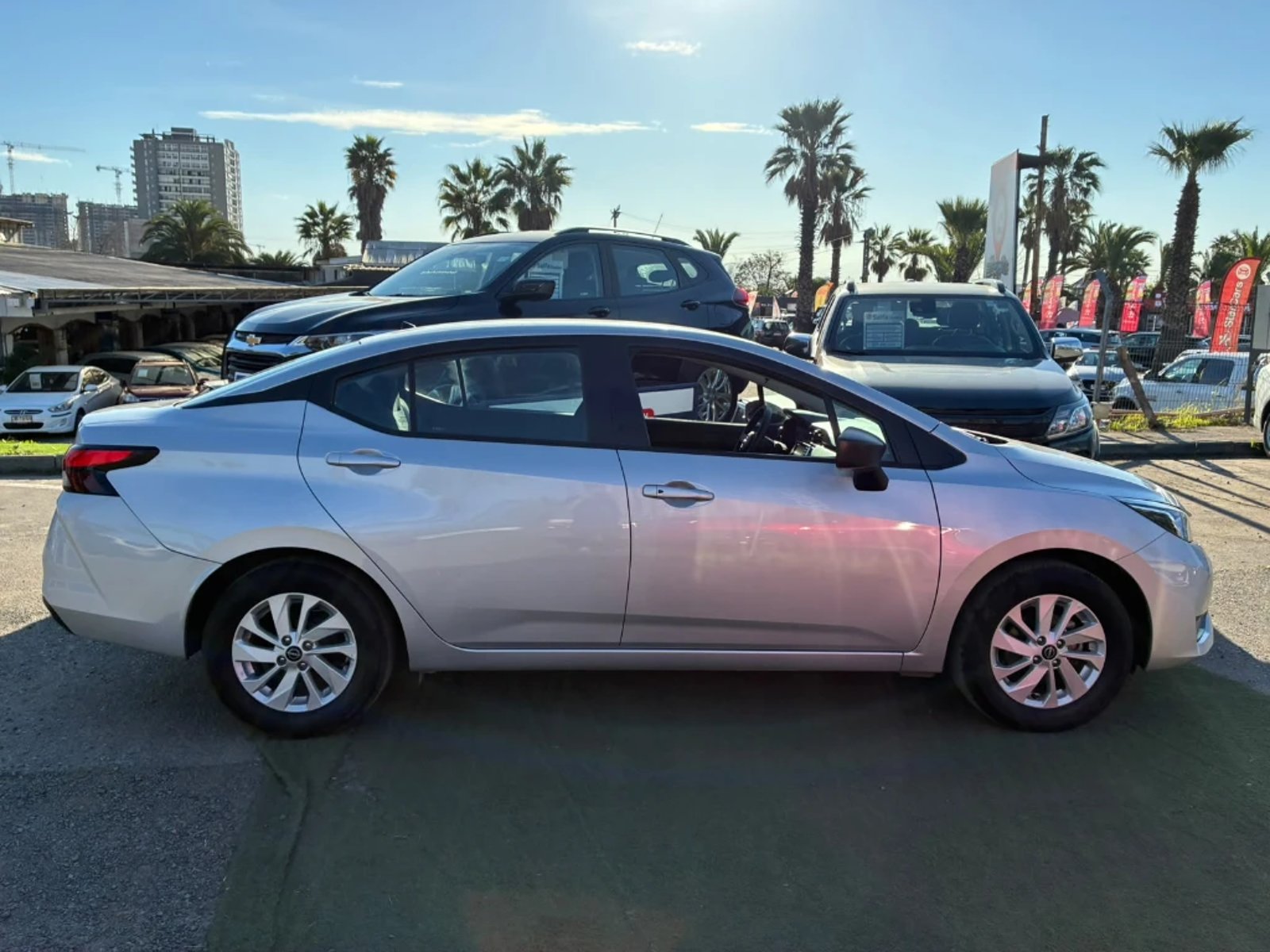 Nissan Versa 2025 - Imagen 4 de 20