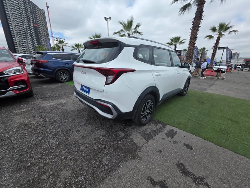 Kia Carens 2022 - Imagen 5 de 20