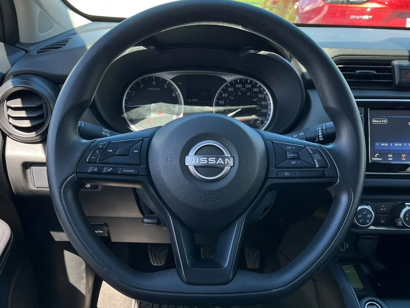 Nissan Versa 2025 - Imagen 11 de 20
