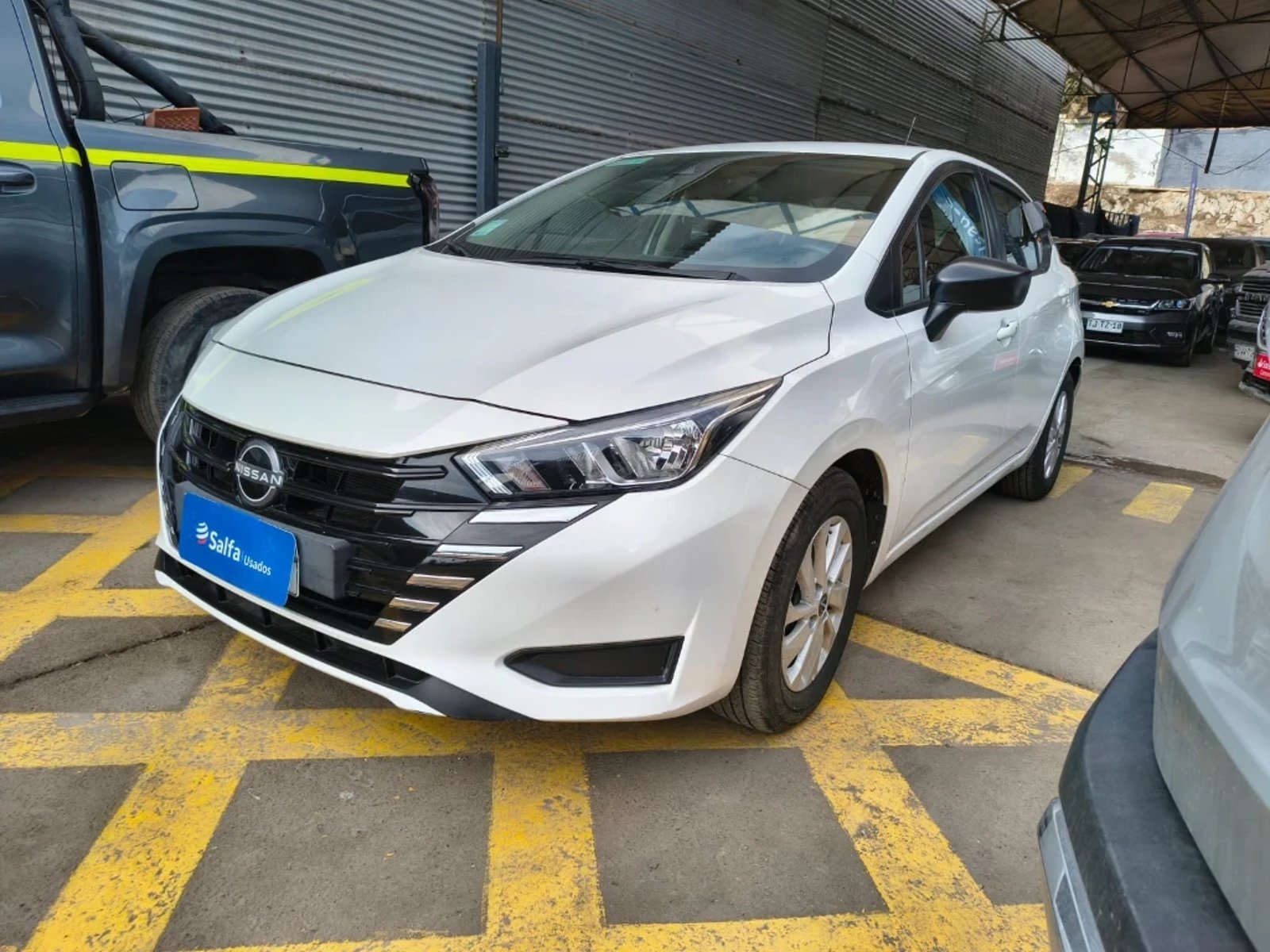 Nissan Versa 2025 - Foto 2 de 20