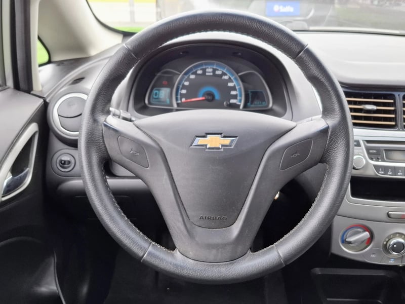 Chevrolet Sail 2015 - Imagen 13 de 20