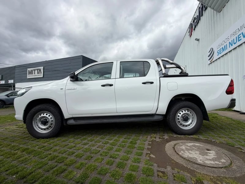 Toyota Hilux 2025 - Imagen 8 de 20