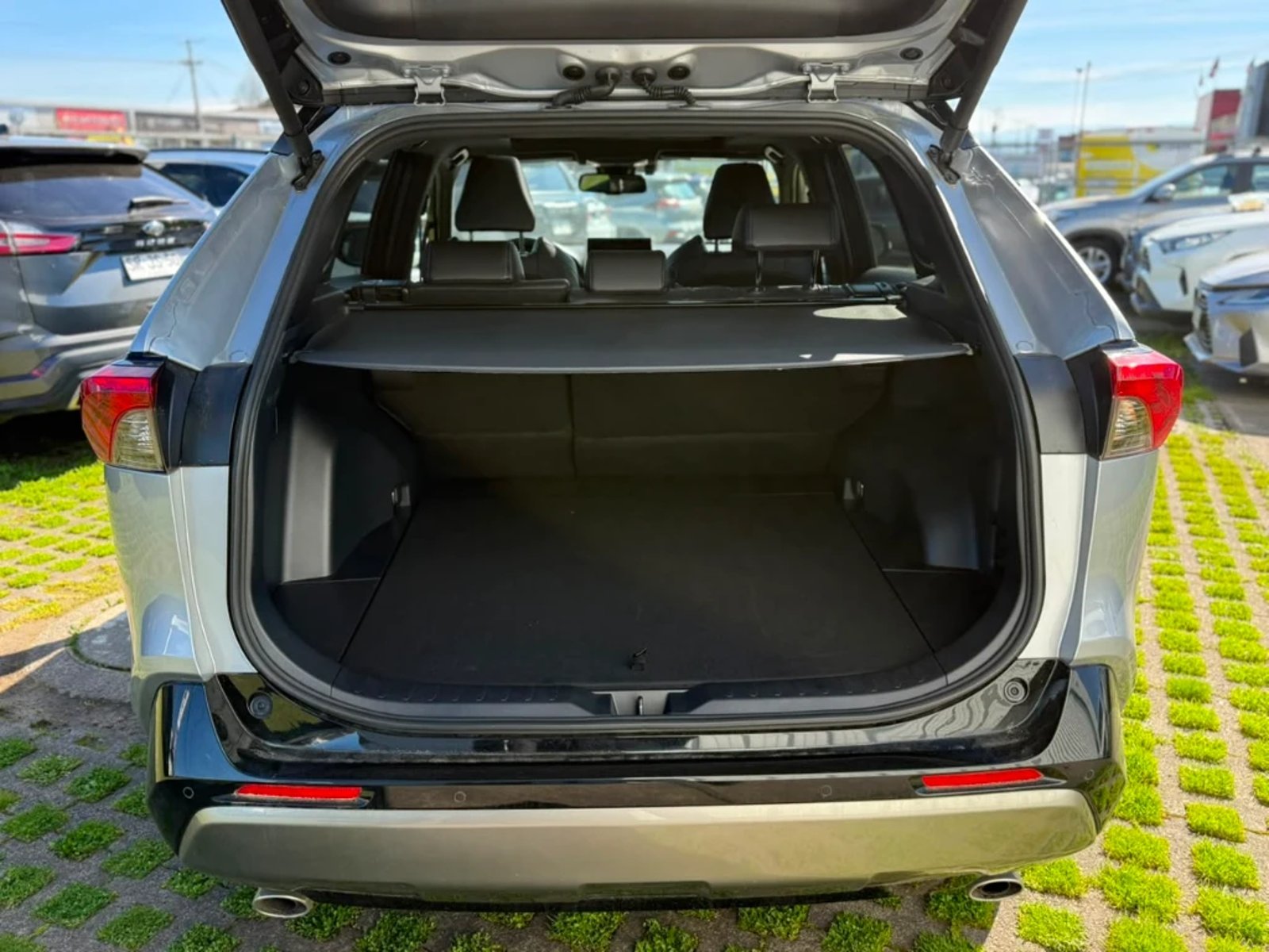Toyota Rav4 2025 - Imagen 10 de 20