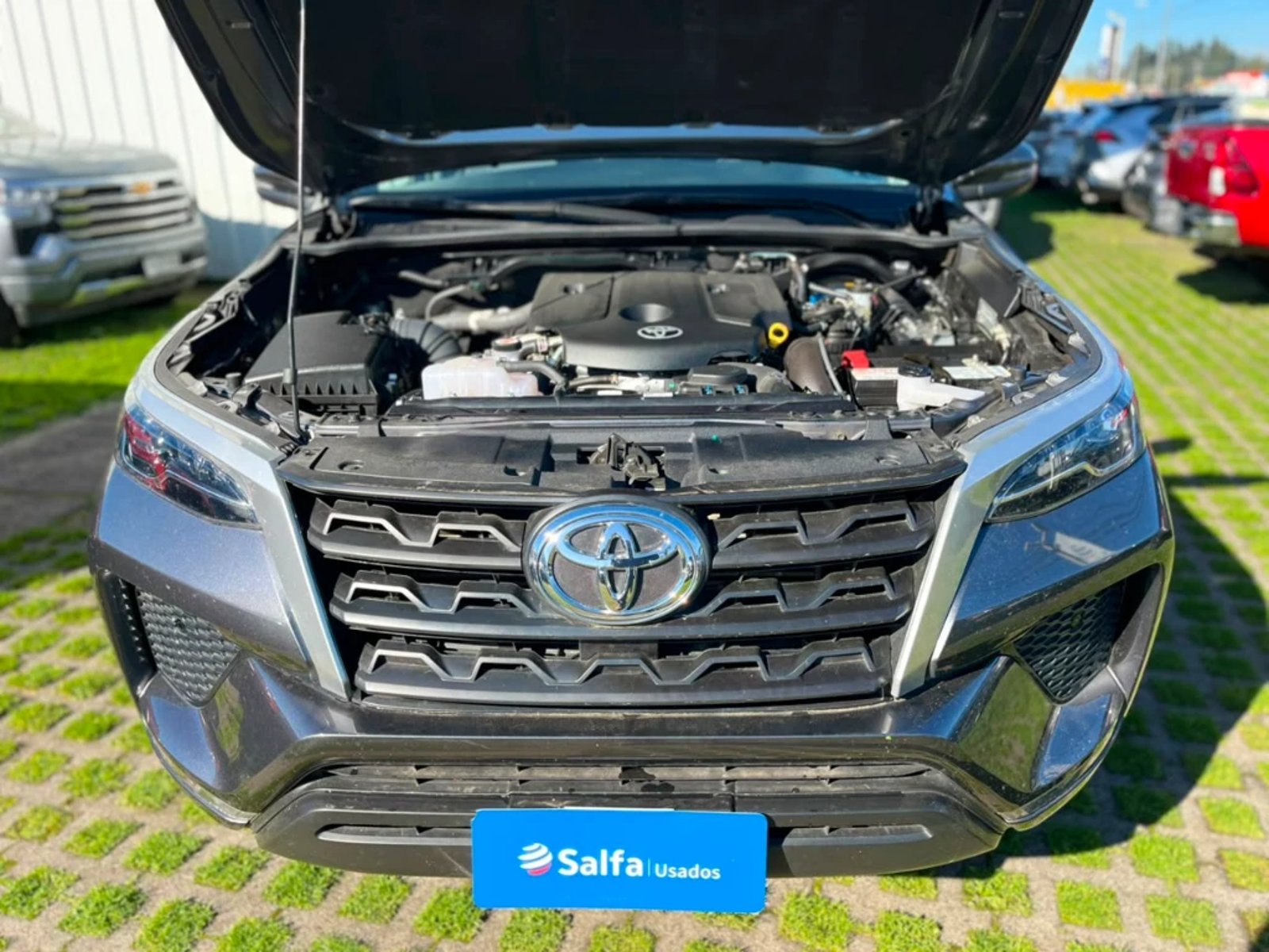 Toyota Fortuner 2024 - Foto 2 de 12