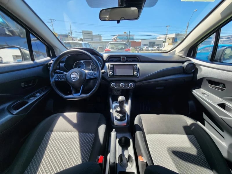 Nissan Versa 2025 - Imagen 9 de 20