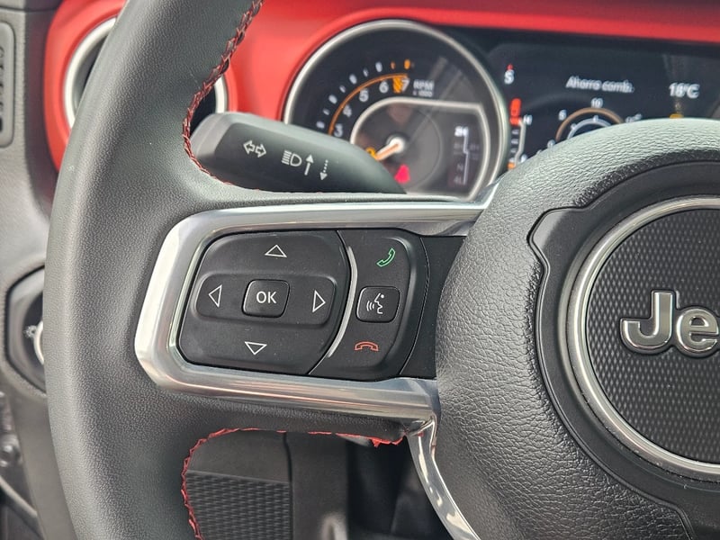 Jeep Gladiator 2024 - Imagen 16 de 20