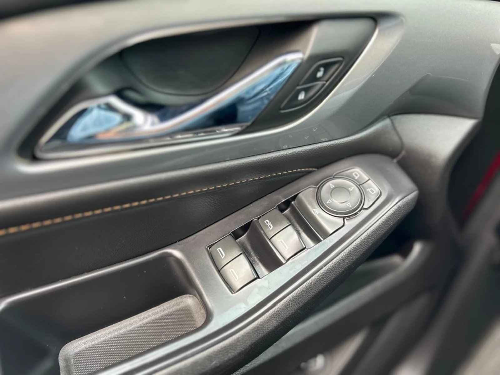 Chevrolet TRAVERSE 3.6L LT FWD AT 5P 2018 - Imagen 17 de 19