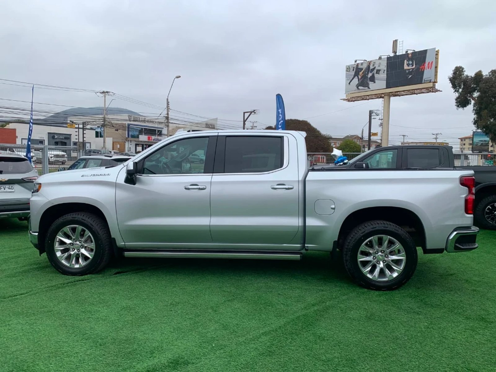 Chevrolet Silverado 2022 - Imagen 8 de 18