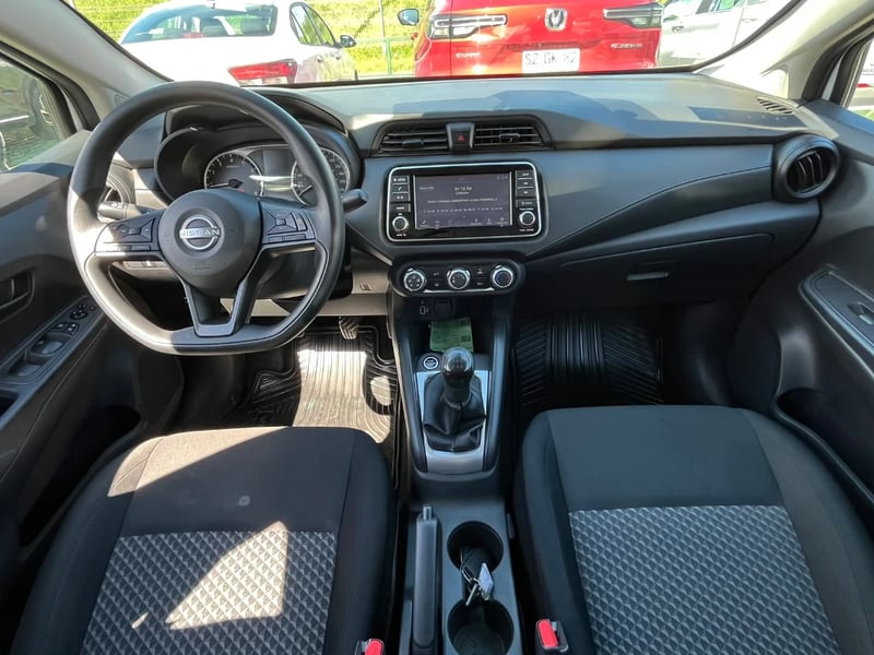 Nissan Versa 2025 - Imagen 11 de 20