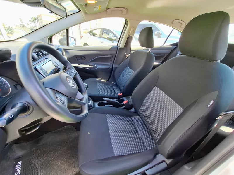 Nissan Versa 2025 - Imagen 10 de 20