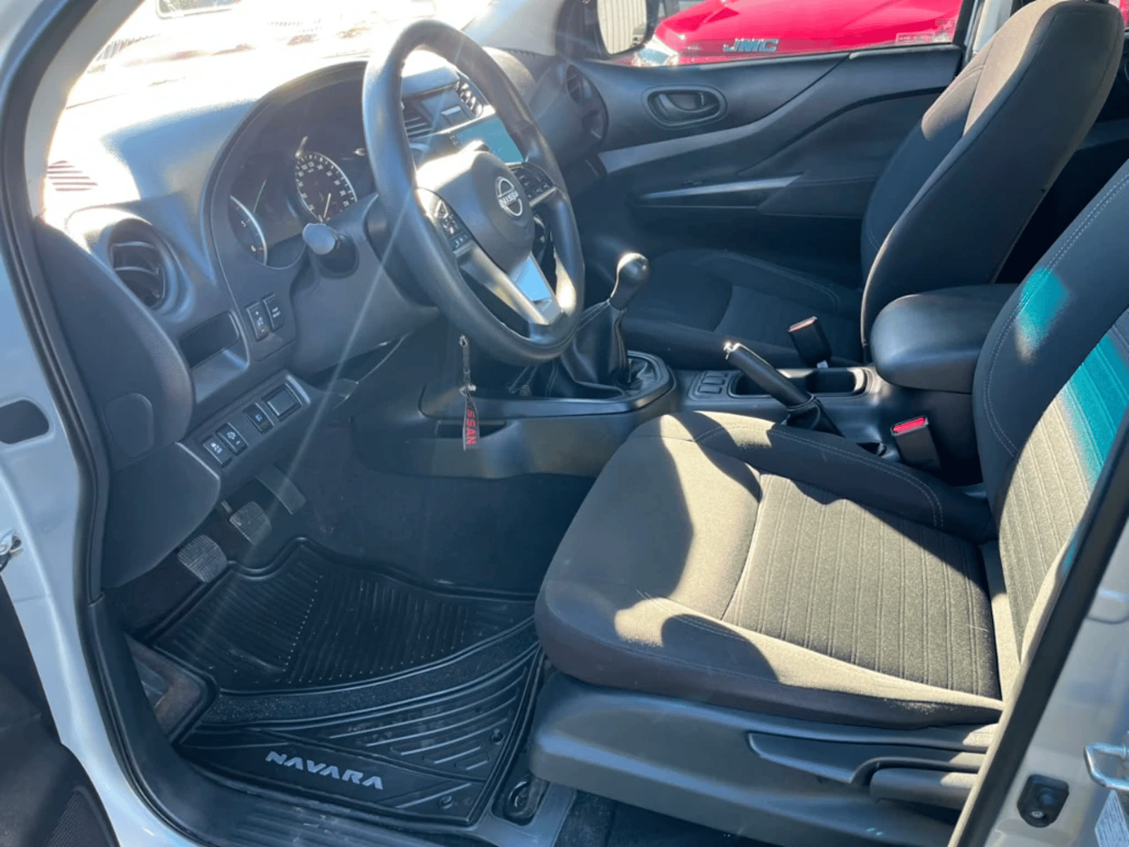 Nissan Navara 2023 - Imagen 17 de 20