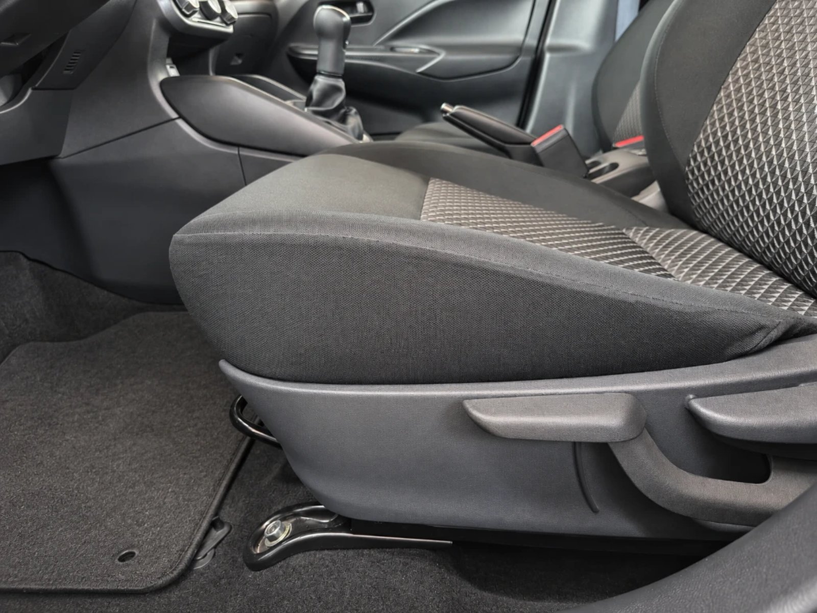 Nissan Versa 2025 - Imagen 18 de 20