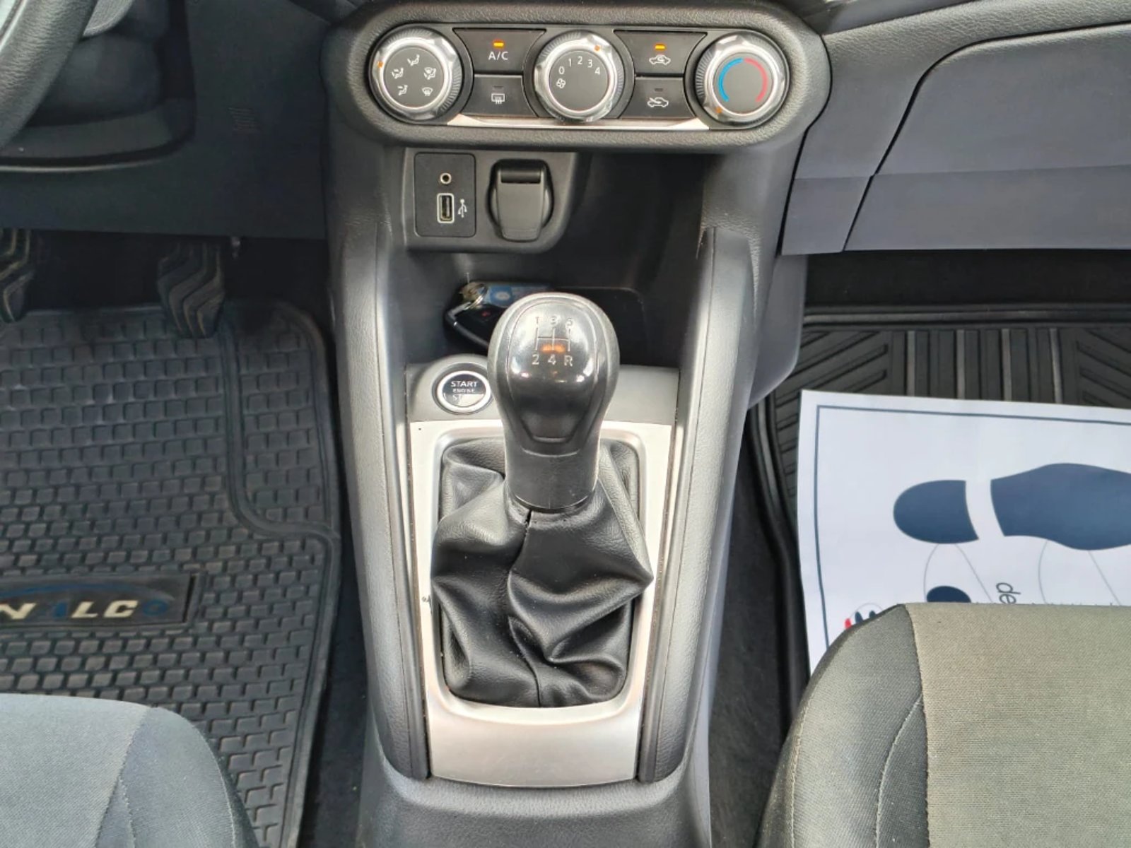 Nissan Versa 2025 - Imagen 19 de 20