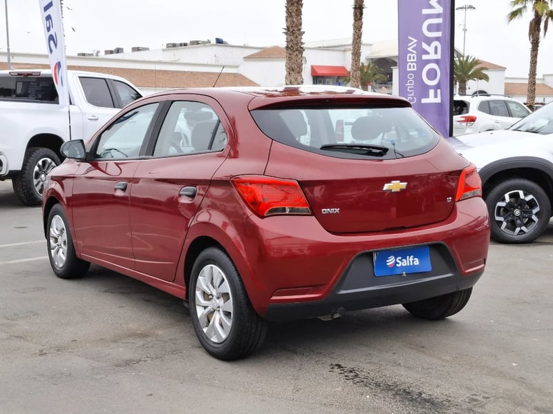 Chevrolet Onix 2018 - Imagen 6 de 20