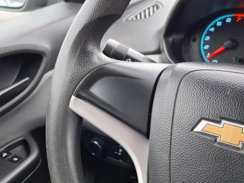 Chevrolet Onix 2018 - Imagen 14 de 20