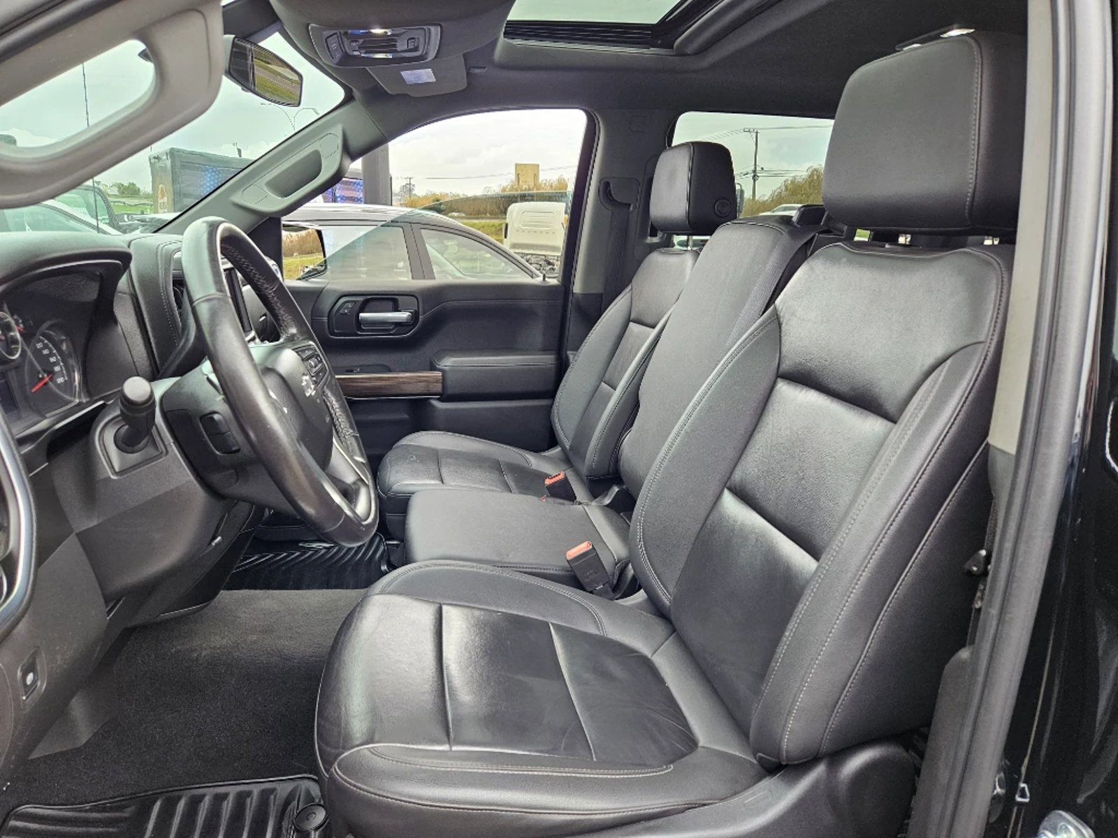 CHEVROLET SILVERADO 5.3 LT TRAILBOSS Z71 4X4 AT 4P 2021 - Imagen 16 de 20