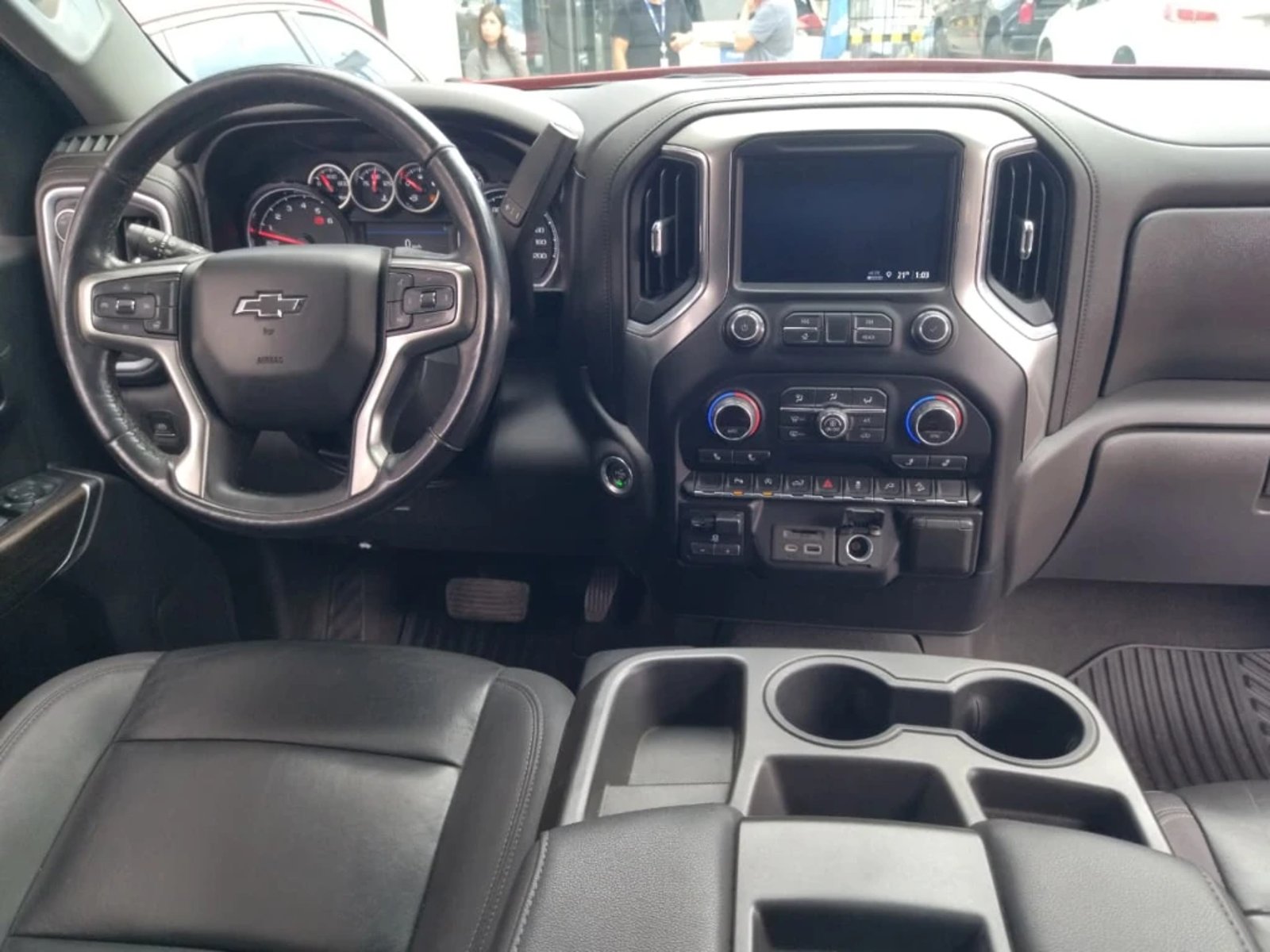 Chevrolet Silverado 2021 - Imagen 12 de 20