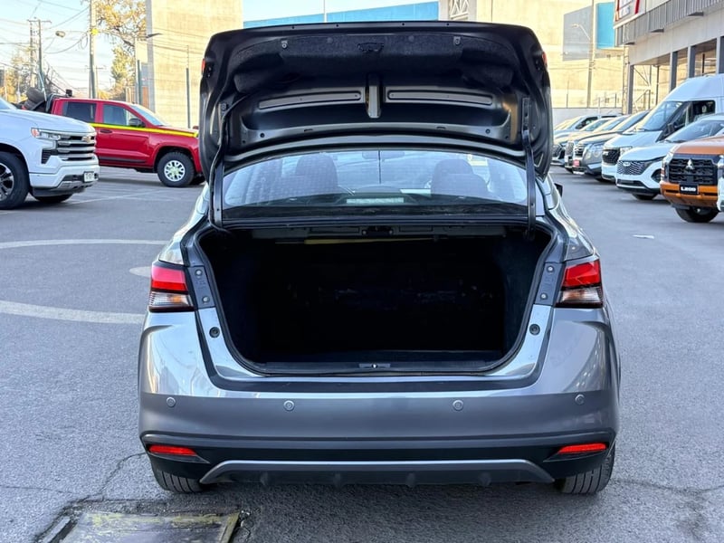 Nissan Versa 2025 - Imagen 11 de 20