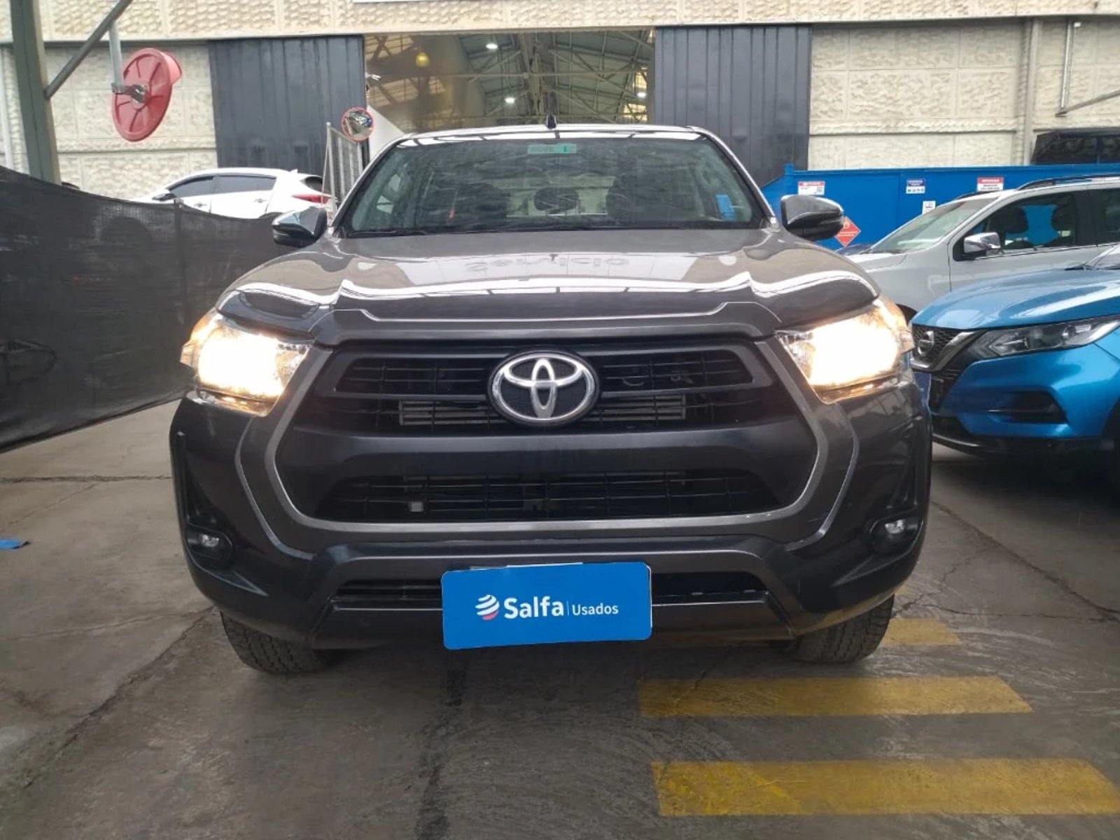 Toyota Hilux 2024 - Foto 2 de 14