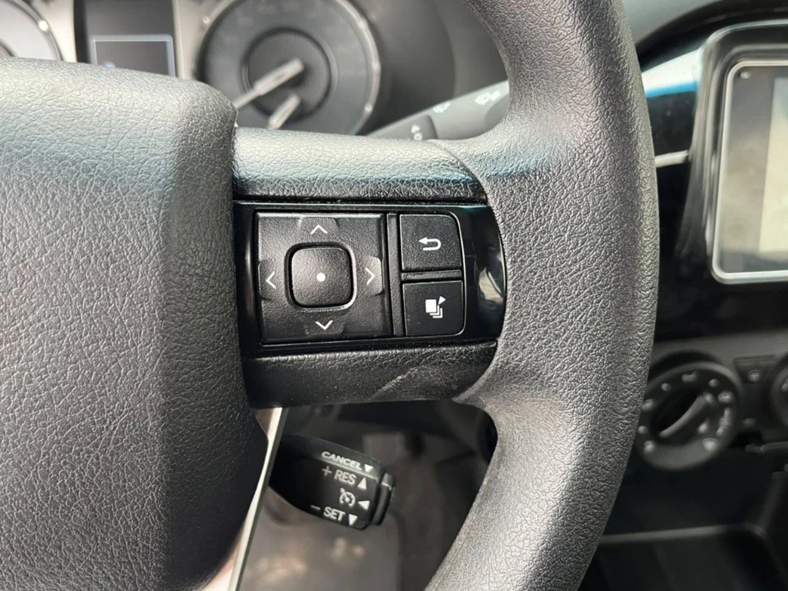 Toyota Hilux 2024 - Imagen 15 de 20