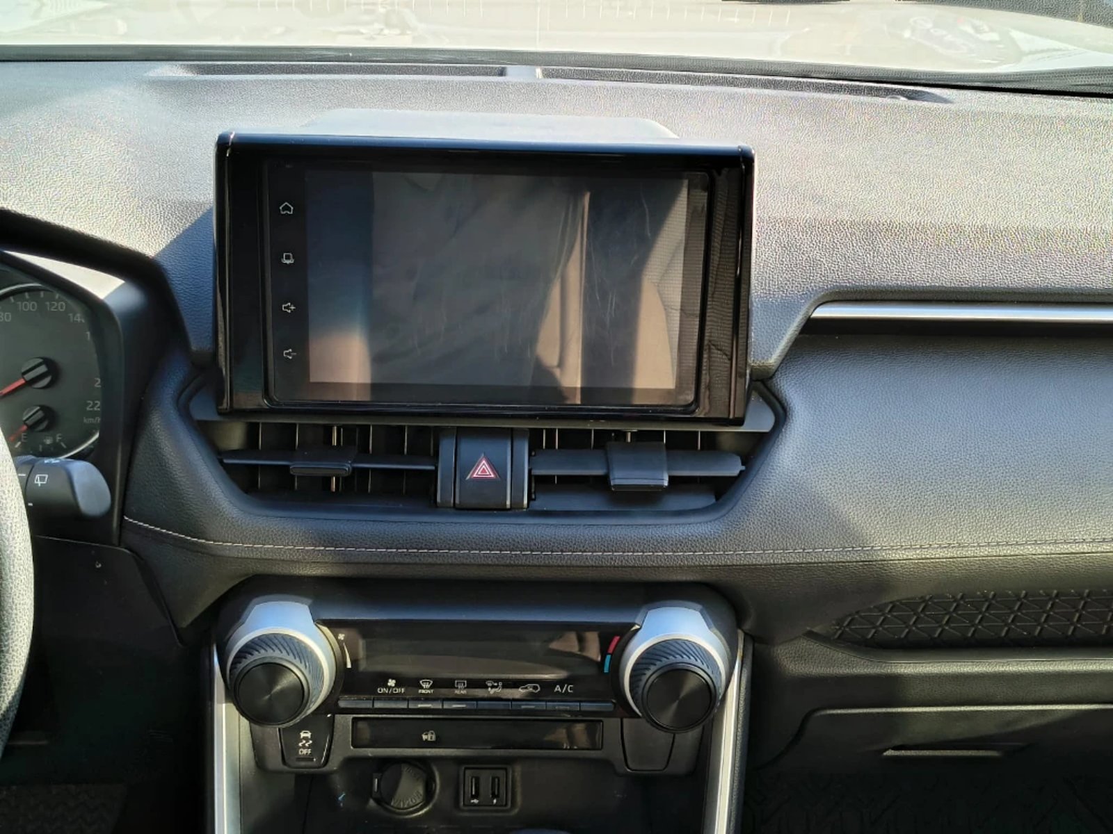 Toyota Rav4 2025 - Imagen 11 de 20