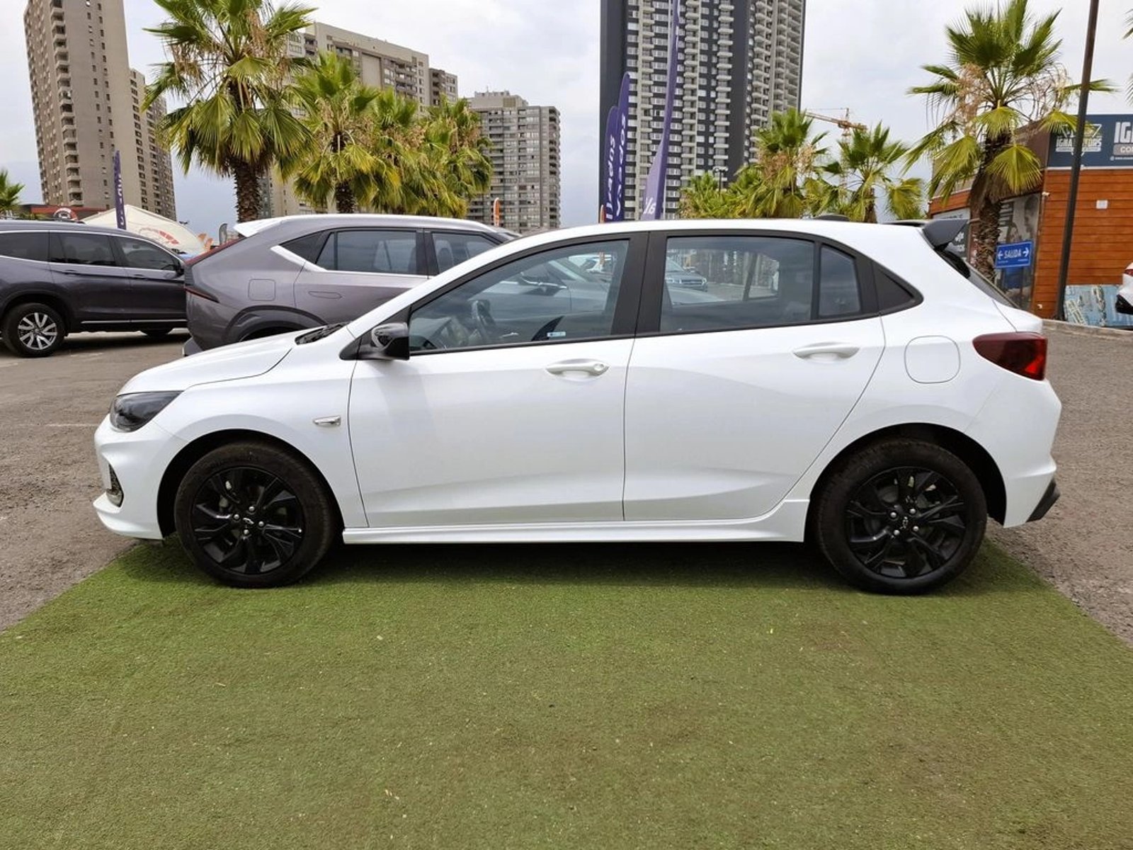 Chevrolet Onix 2024 - Imagen 10 de 20
