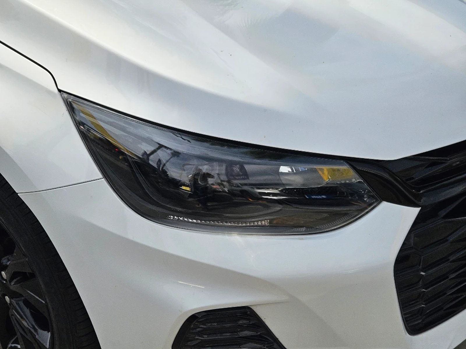 Chevrolet ONIX 1.0T RS R 4X2 HB MT 5P 2024 - Imagen 9 de 20