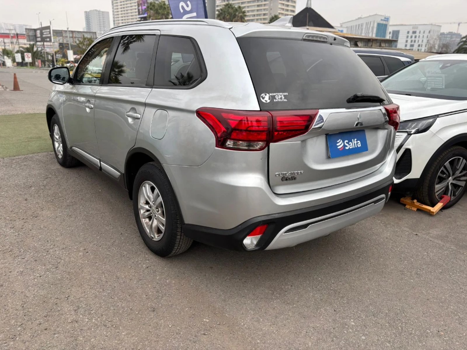 Mitsubishi Outlander 2021 - Imagen 9 de 20