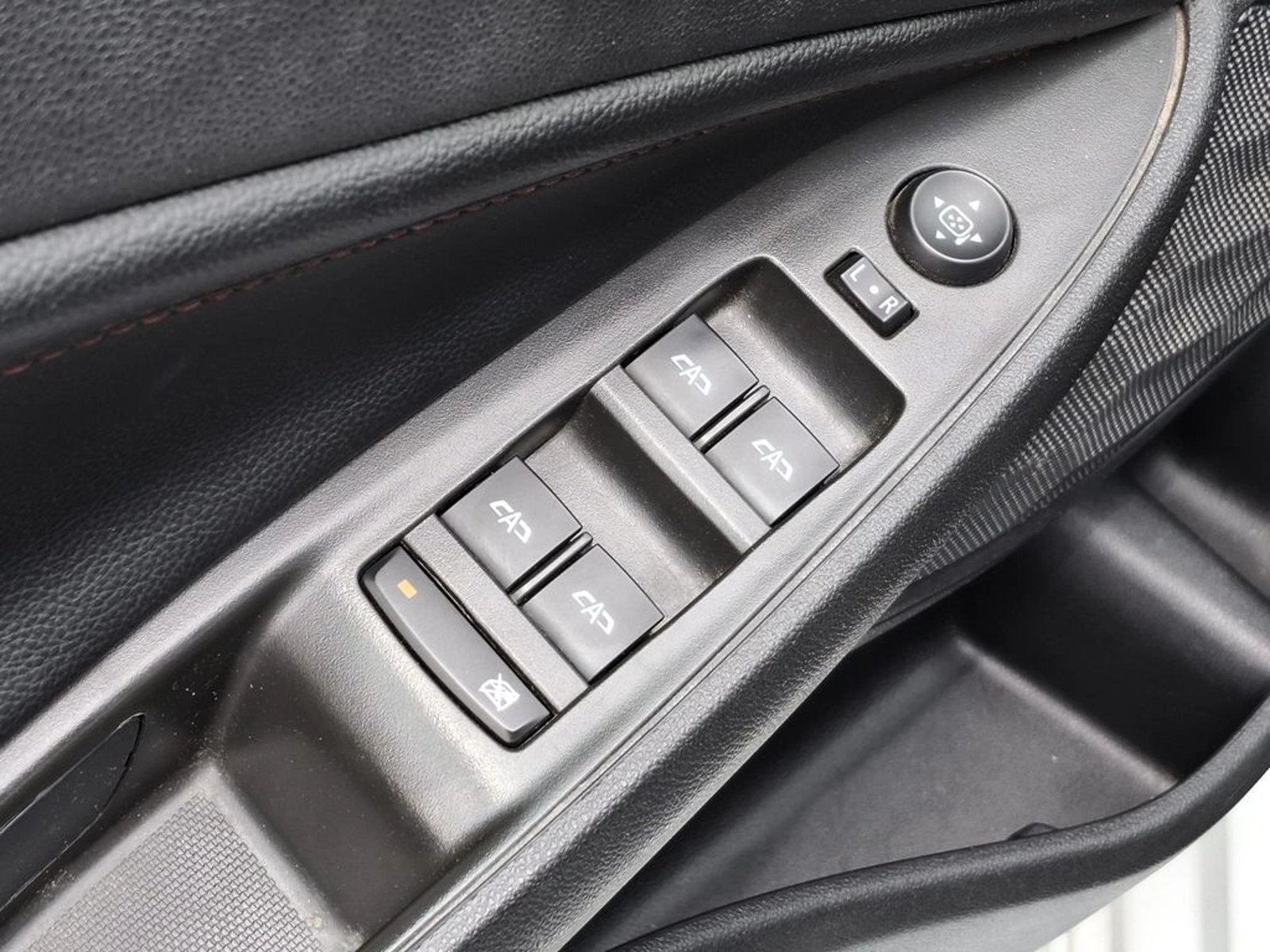 Chevrolet Onix 2024 - Imagen 12 de 20