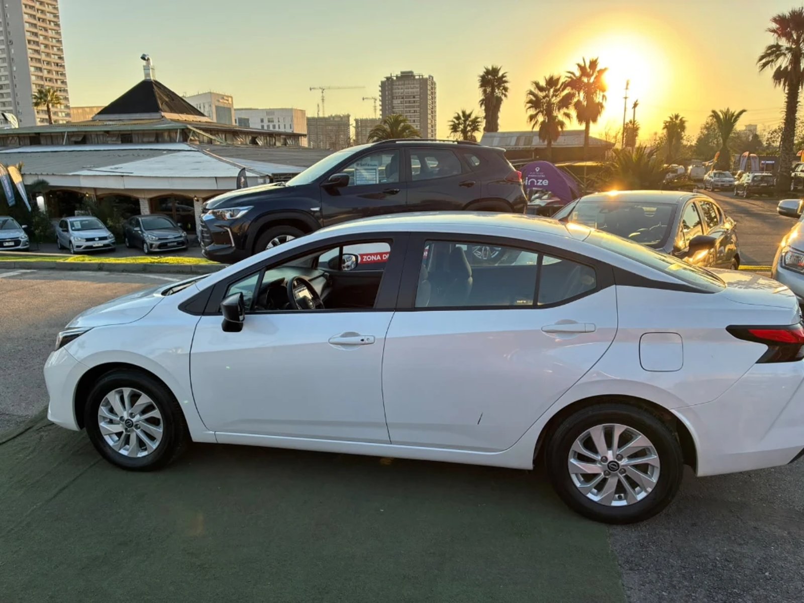 Nissan Versa 2025 - Imagen 8 de 20