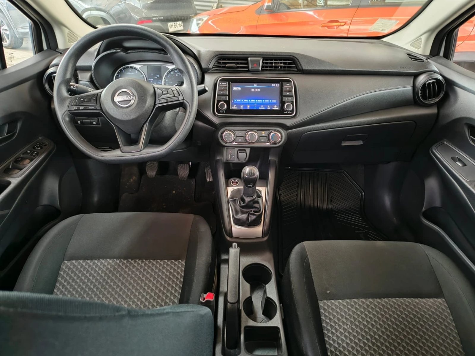 Nissan Versa 2025 - Imagen 10 de 20