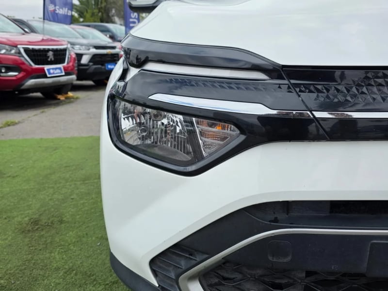 Kia Carens 2022 - Imagen 10 de 20