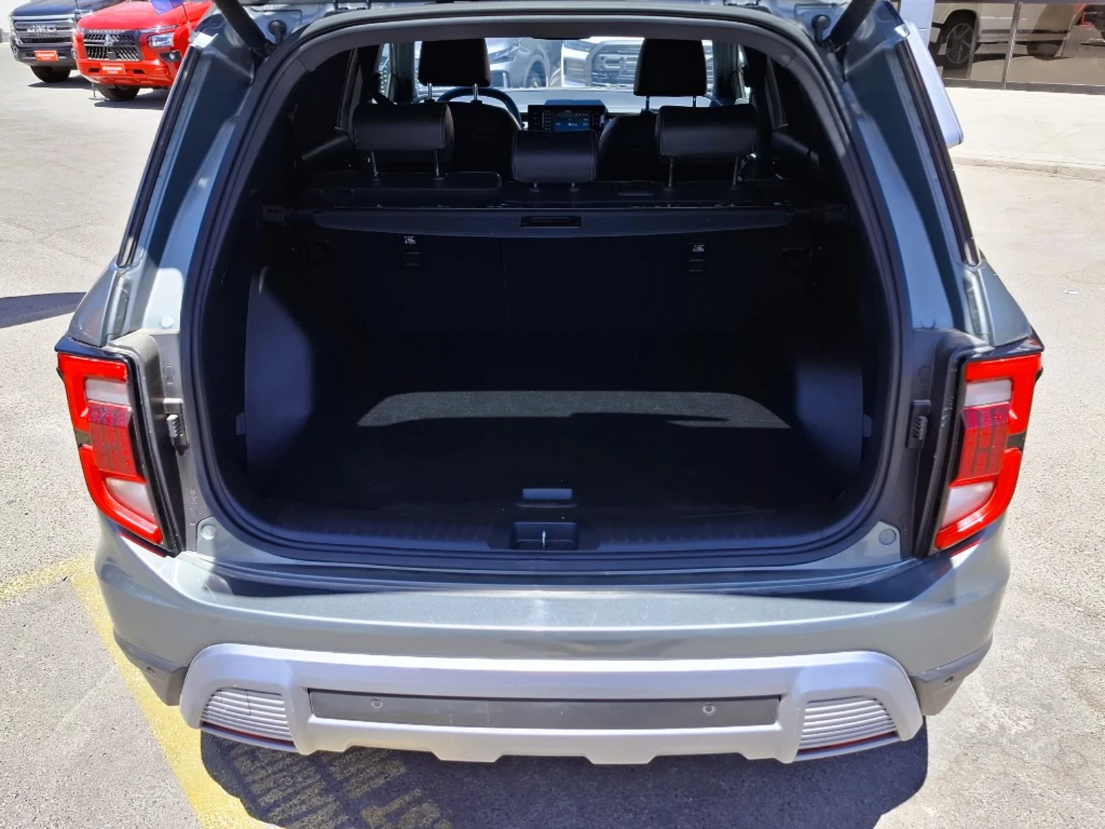 SsangYong TORRES 1.5T LIMITED PLUS 4WD BITONO AT 5P 2023 - Imagen 10 de 20
