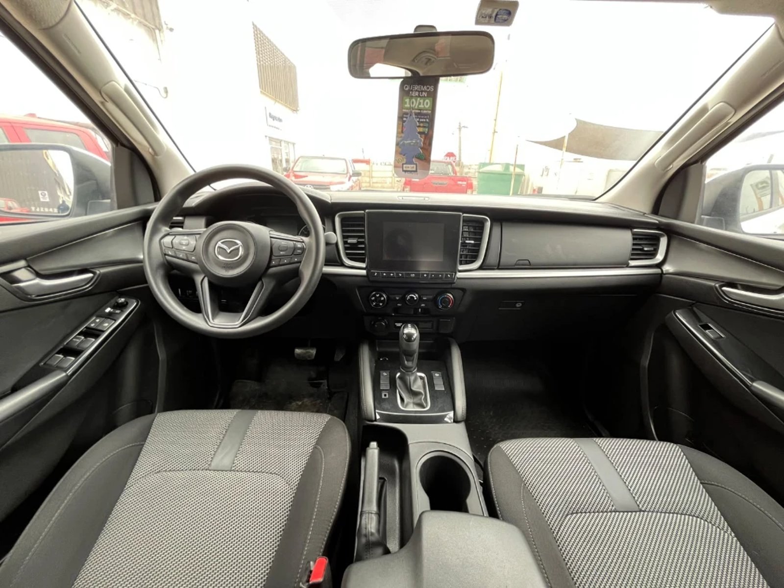 Mazda Bt-50 2023 - Imagen 12 de 20