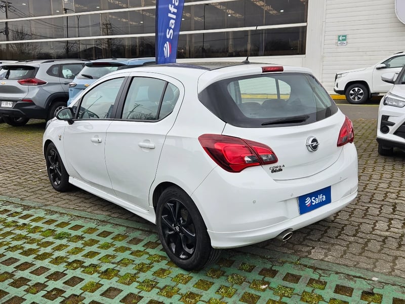 Opel Astra 2023 - Imagen 7 de 20