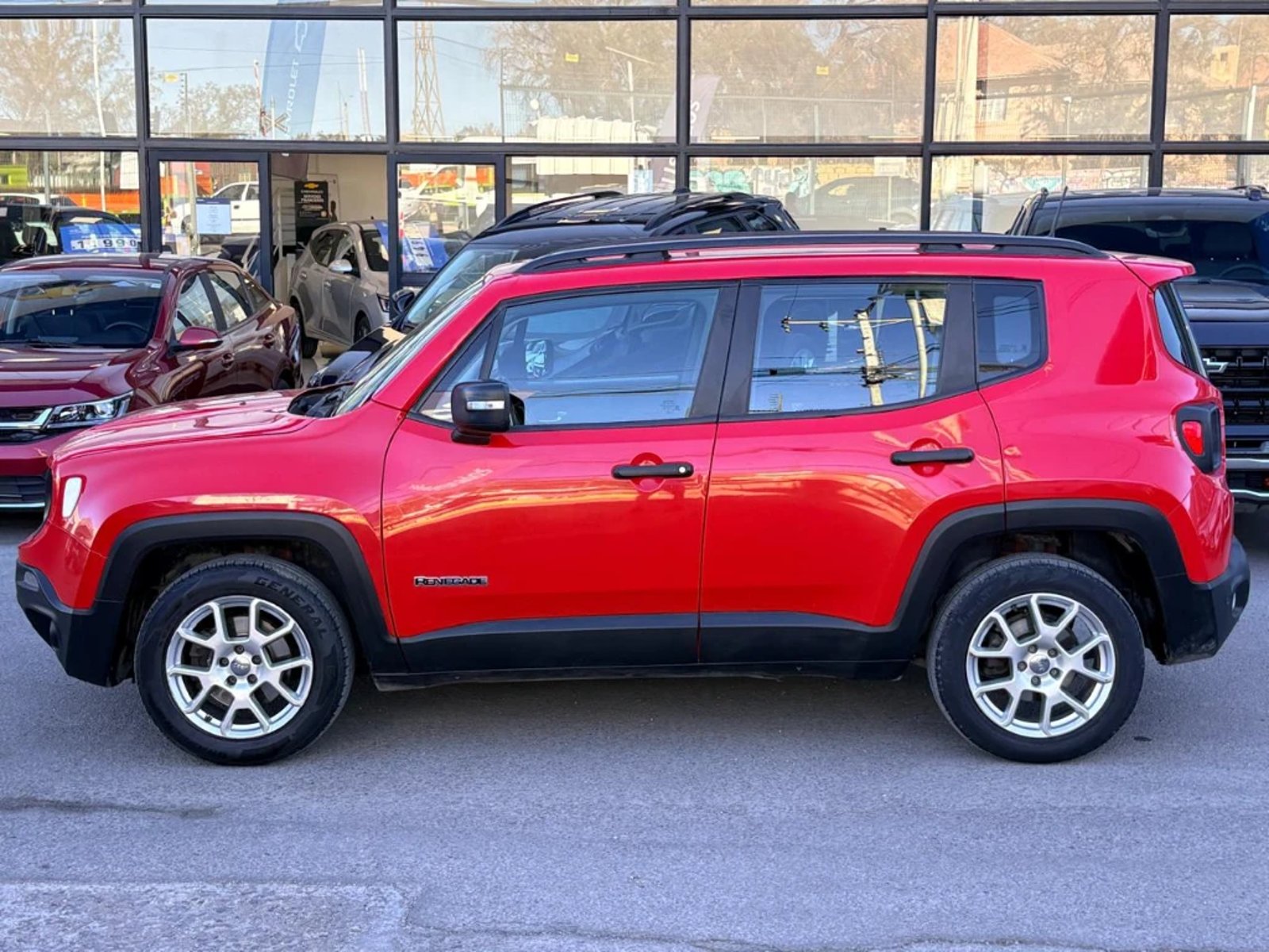 Jeep Renegade 2019 - Foto 4 de 20