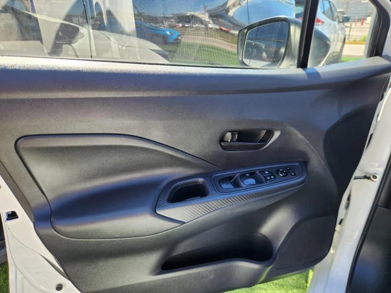 Nissan Versa 2025 - Imagen 17 de 20