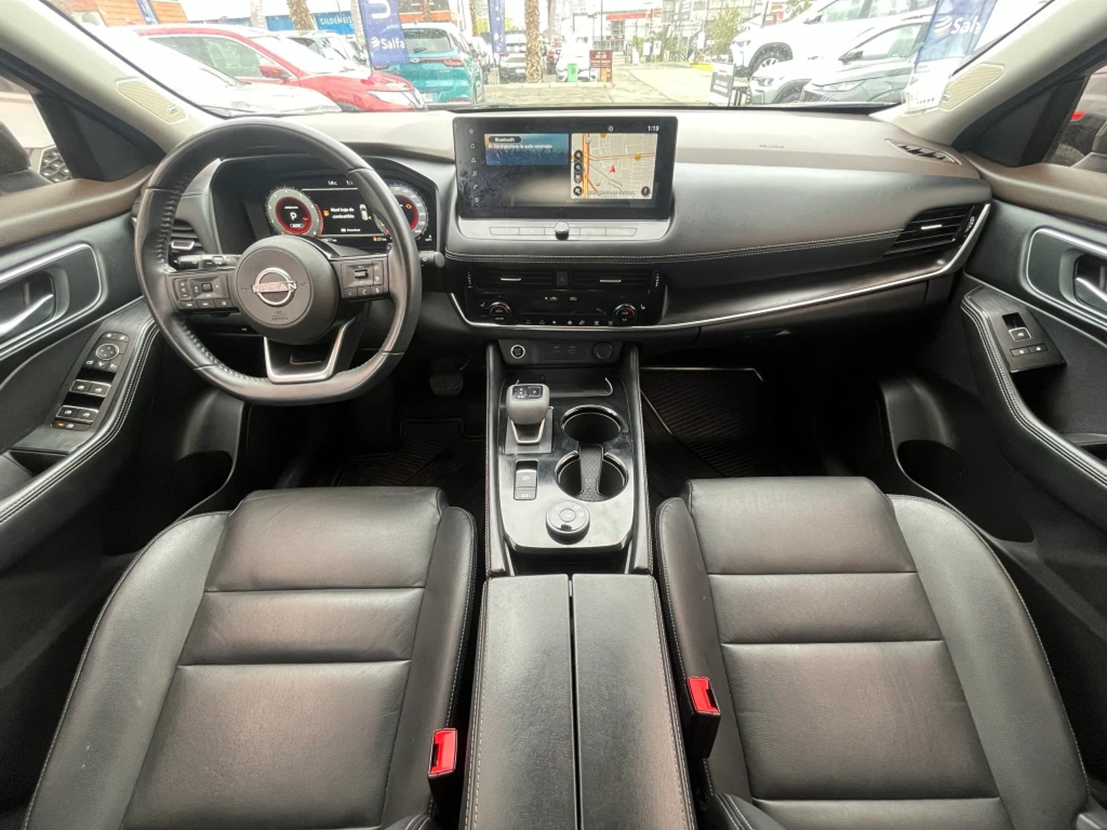 Nissan X-TRAIL 2.5 EXCLUSIVE 4X4 3ROW CVT AT 5P 2023 - Imagen 14 de 20