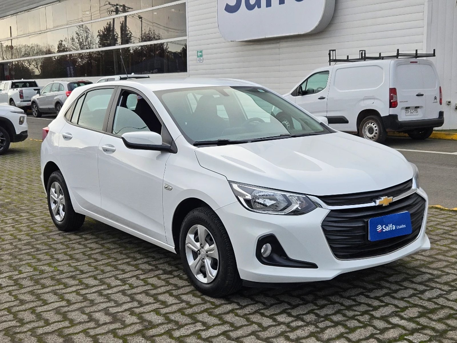 Chevrolet ONIX 1.0T LT R 4X2 HB MT 5P 2024 - Foto 3 de 20
