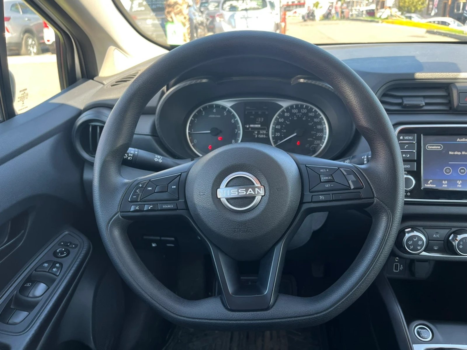 Nissan Versa 2025 - Imagen 15 de 20