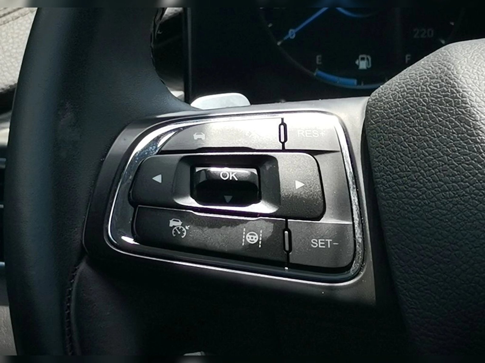 Chery TIGGO 8 PRO 2.0 TGDI GLX PRO MAX AWD AT 5P 2024 - Imagen 17 de 20