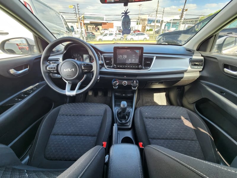 Kia Rio 4 2024 - Imagen 13 de 20