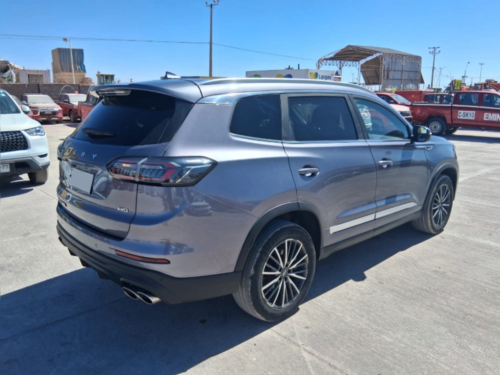 Chery TIGGO 8 PRO 2.0 MAX AT 4X4 2024 - Foto 4 de 13
