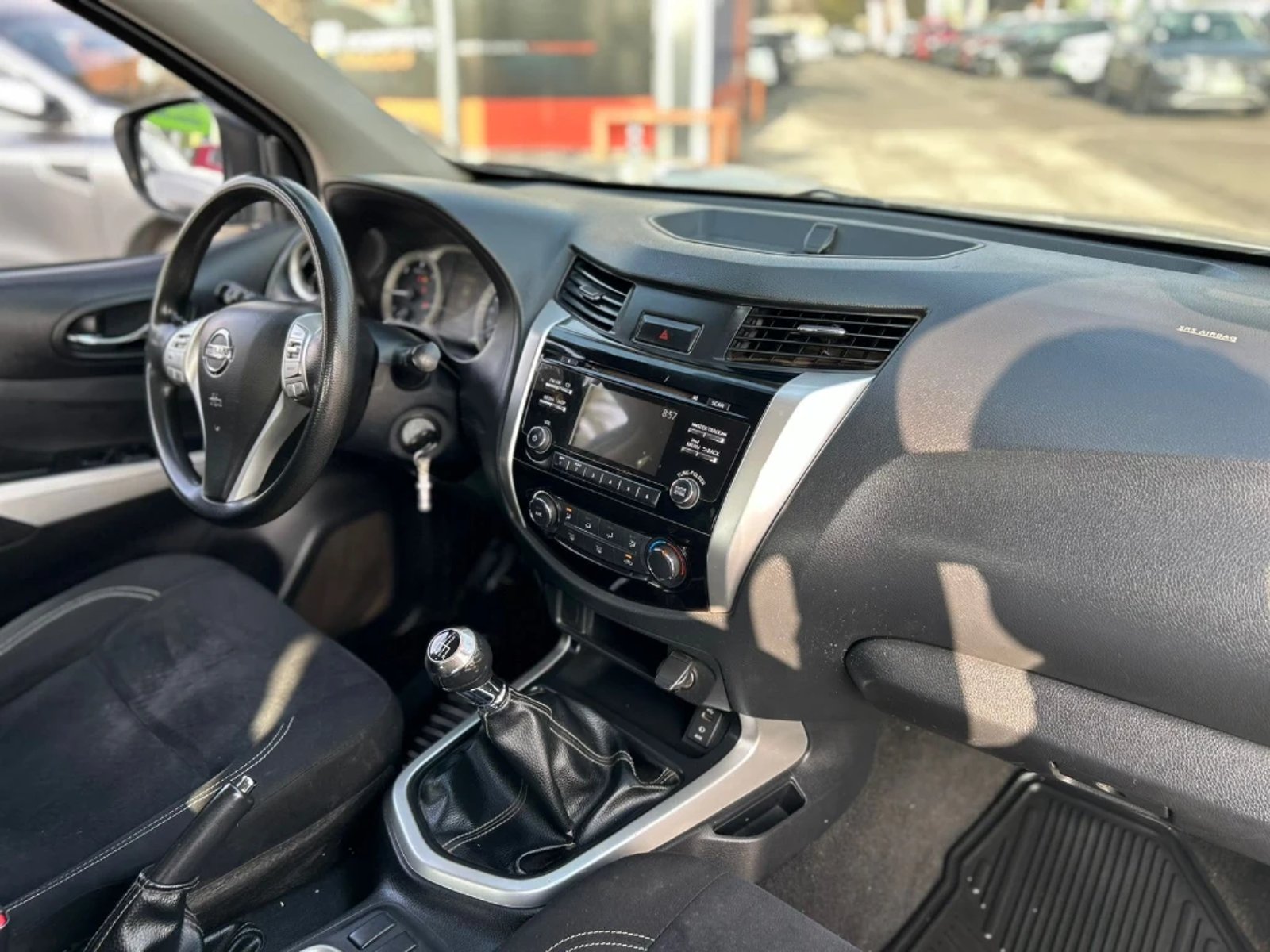 Nissan Np300 2021 - Imagen 15 de 20