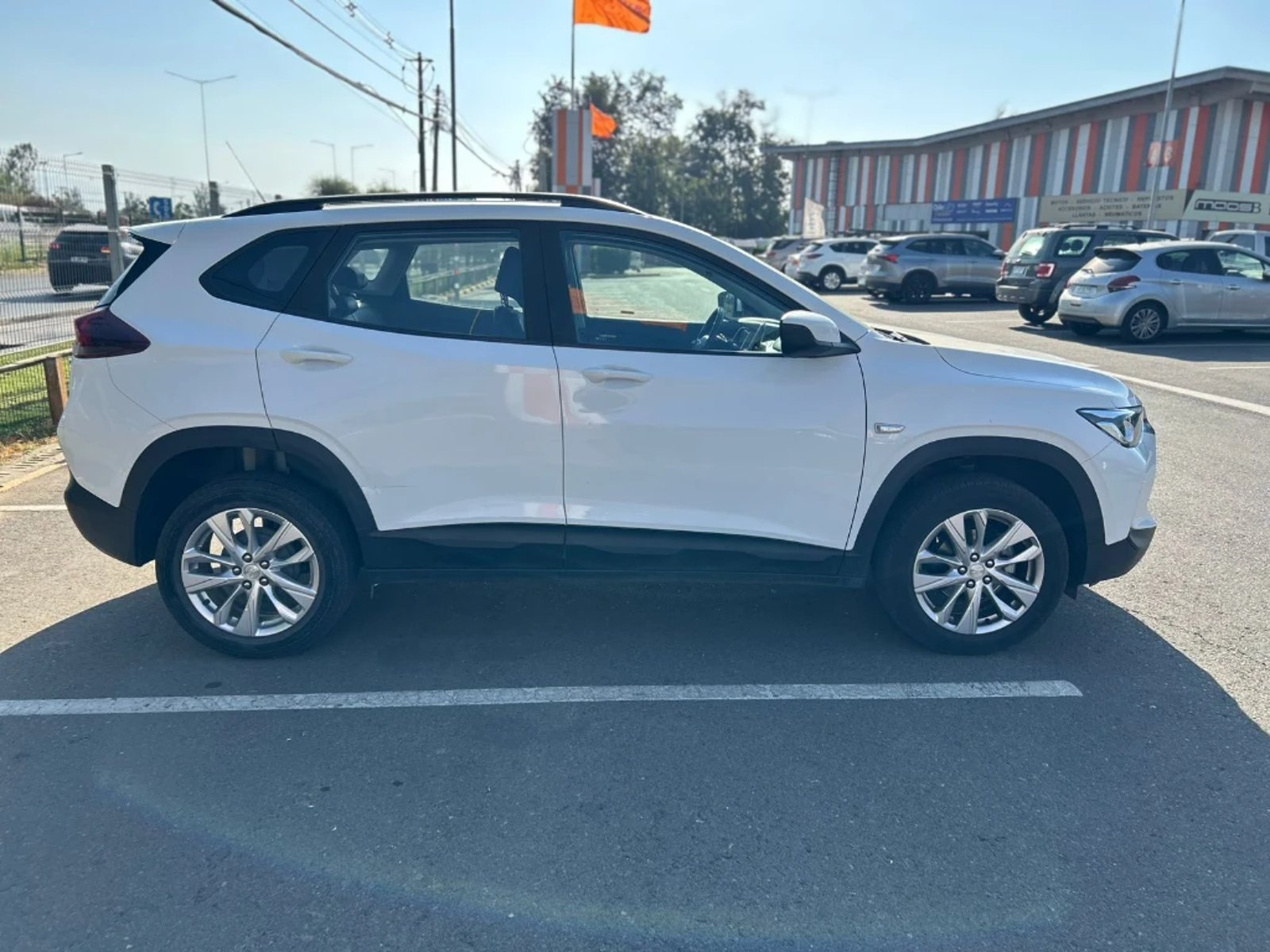 Chevrolet Tracker 2025 - Foto 4 de 17
